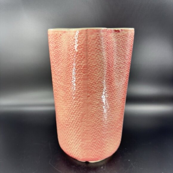 Shawnee USA Pottery Coral Pink Burlap Pinched Vase Tall Pottery Vessel Vase Vtg - Picture 13 of 16